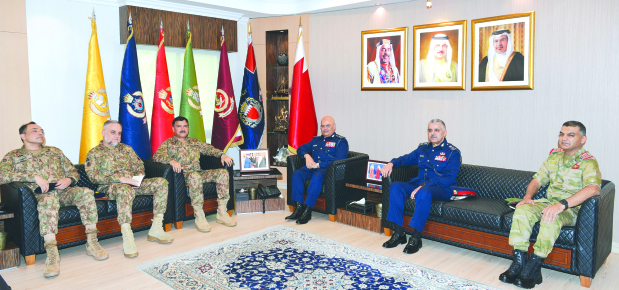 <p>Public Security Chief and National Committee for Civil Emergency Management chairman Lieutenant General Tariq Al Hassan received a security delegation from Pakistan.</p>
<p>The meeting was attended by Deputy Chief of Public Security Major General Shaikh Hamad bin Mohammed Al Khalifa, along with senior officers from the Public Security Presidency.</p>
<p>The Public Security Chief commended the strong relations between Bahrain and Pakistan and the advanced co-operation between the two countries in the security sector.</p>
<p>They also reviewed areas of security co-operation and discussed topics of mutual interest.</p>